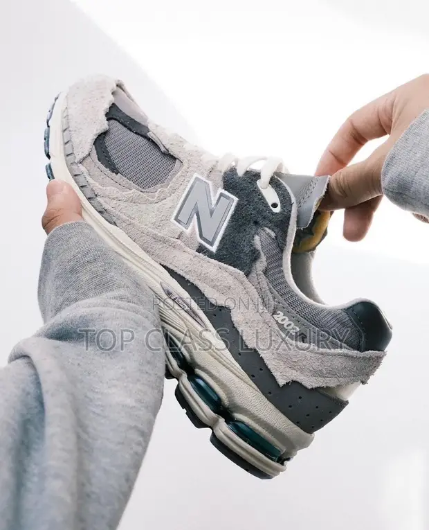 New Balance 2002R M2002RDA Protection Pack Rain Cloud in Surulere