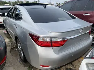 Lexus ES 2014 Silver