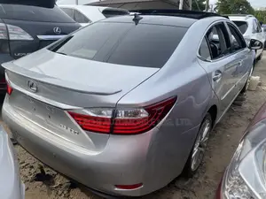 Lexus ES 2014 Silver