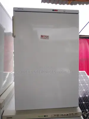Table Top Freezer for Block and Business