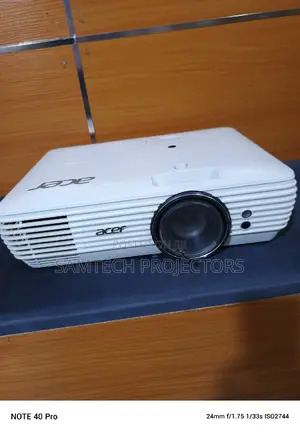 Projector Acer UHD