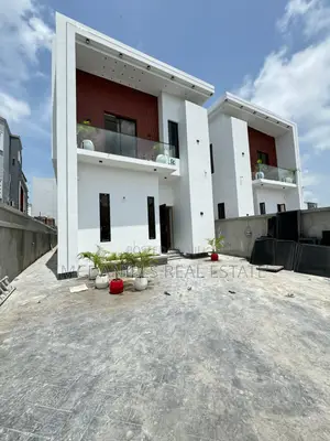 5bdrm Duplex in Ologolo for sale