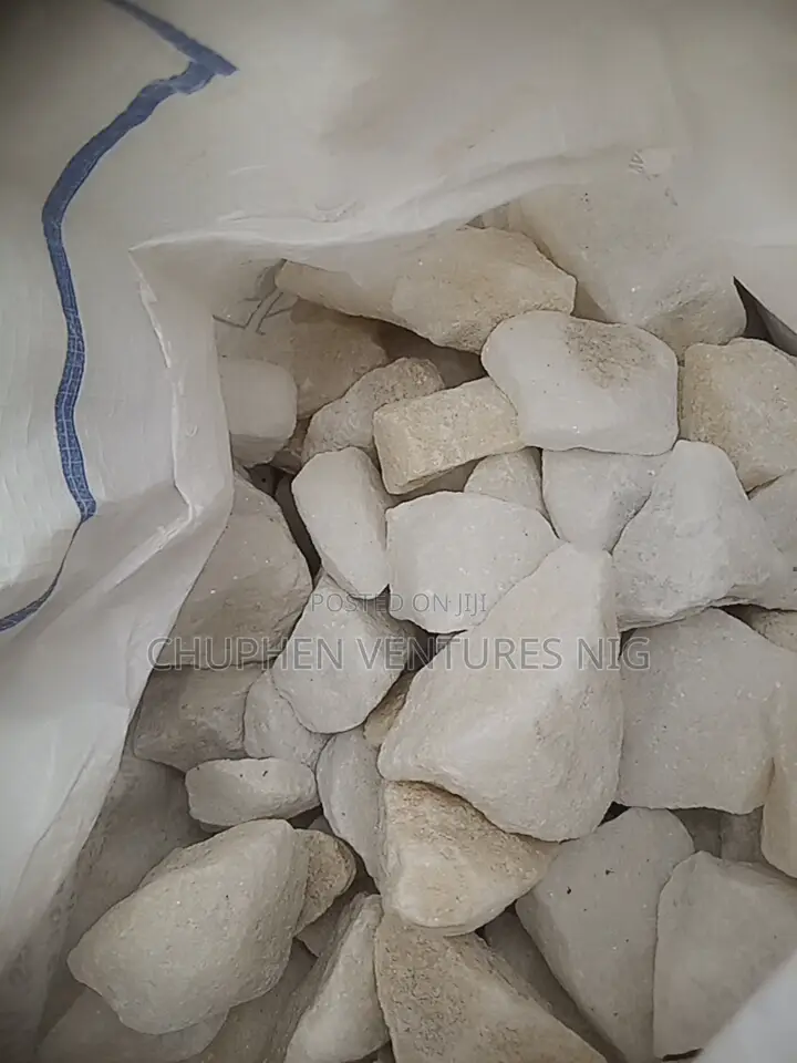 White Granite Chippings