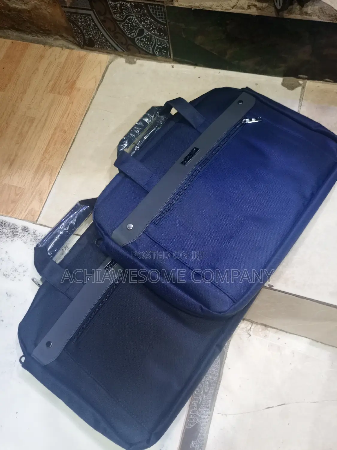 Hp Laptop And Conference Bag