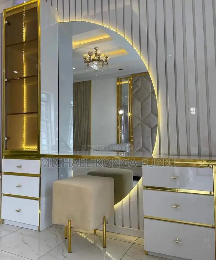 Mirror Console