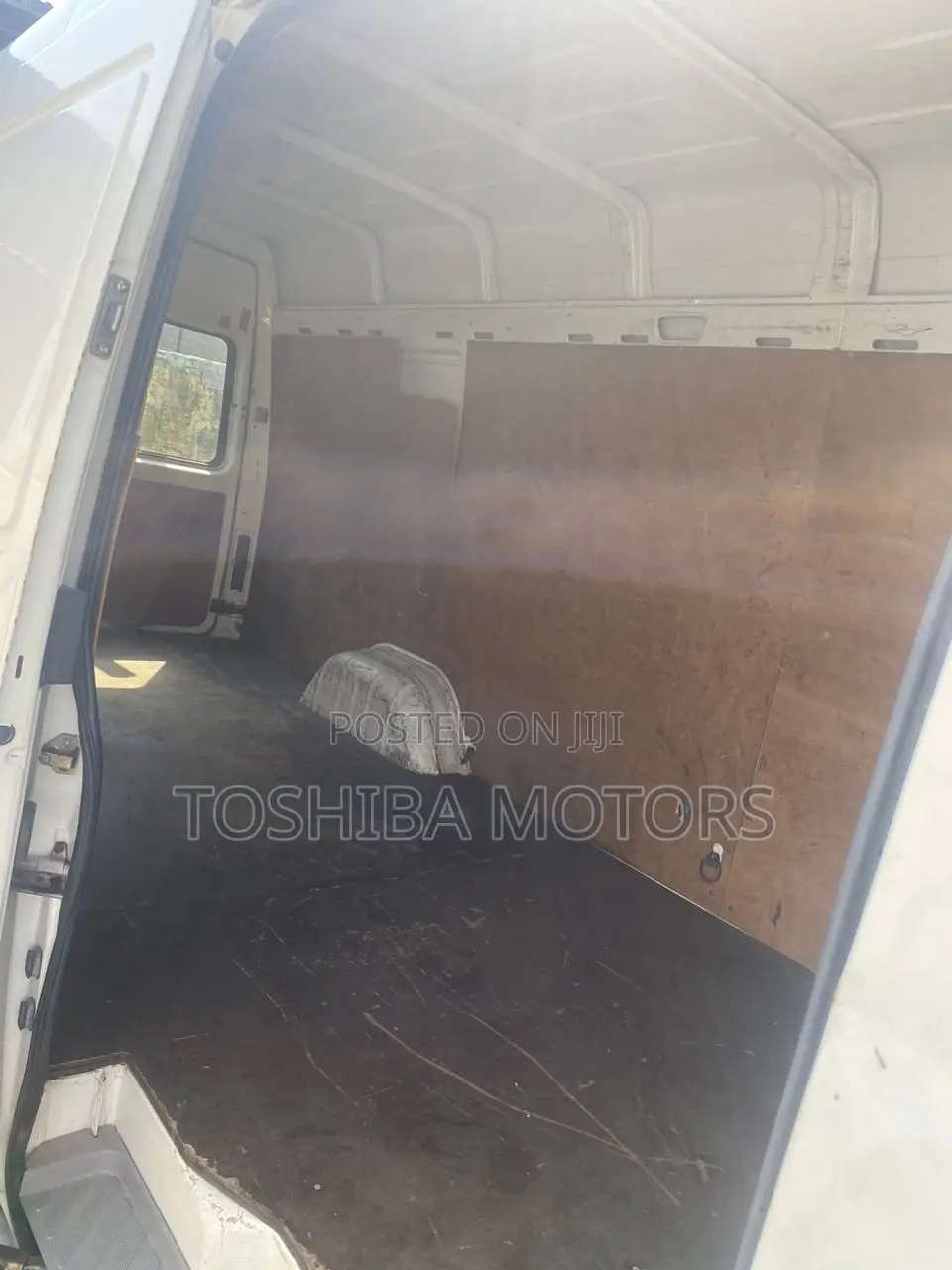 Volkswagen LT 2002 White