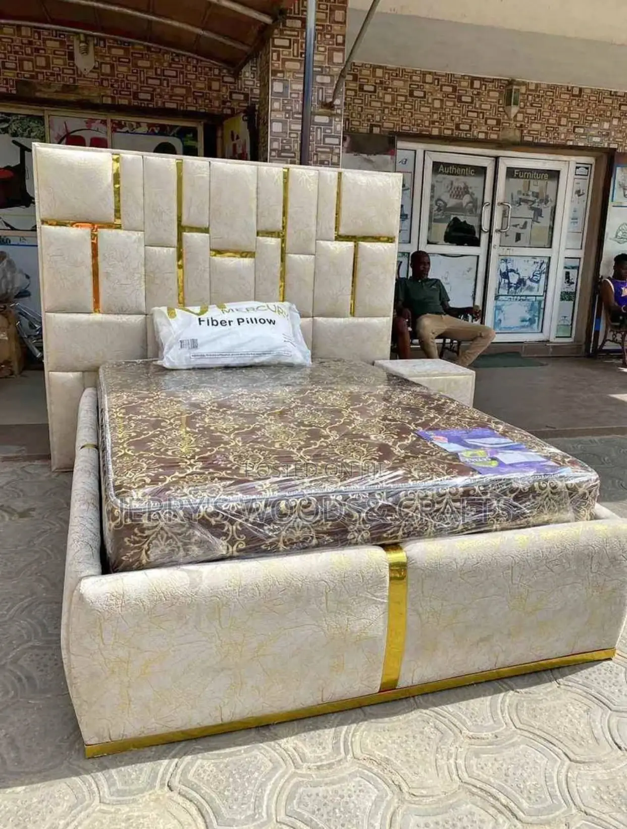 4andhalf Bedframe