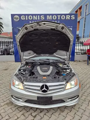 Mercedes-Benz C250 2011 Silver