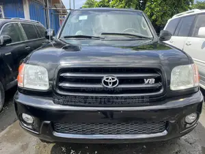 Toyota Sequoia 2004 Black