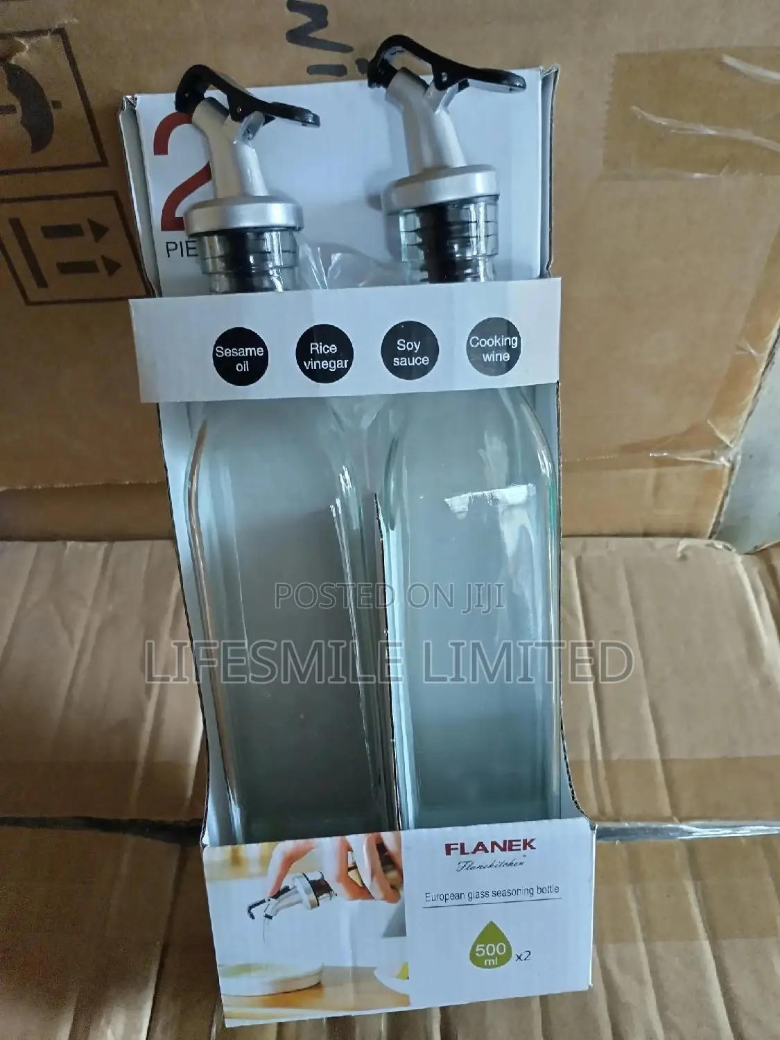 Oil Container With Pourer