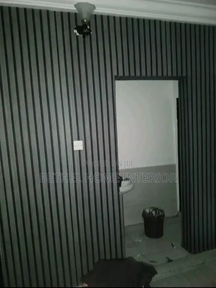Fluted Design Wallpaper