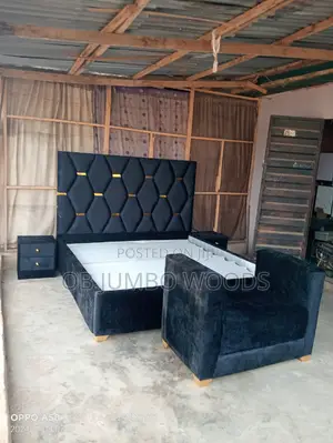 Mini Panel Bed