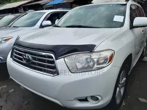 Toyota Highlander Limited 2010 White