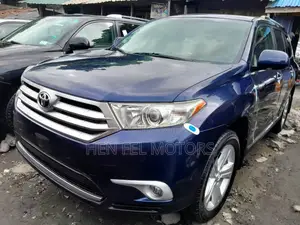 Toyota Highlander Limited 3.5L 2WD 2013 Blue