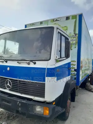 Mercedes Benz 814 Truck