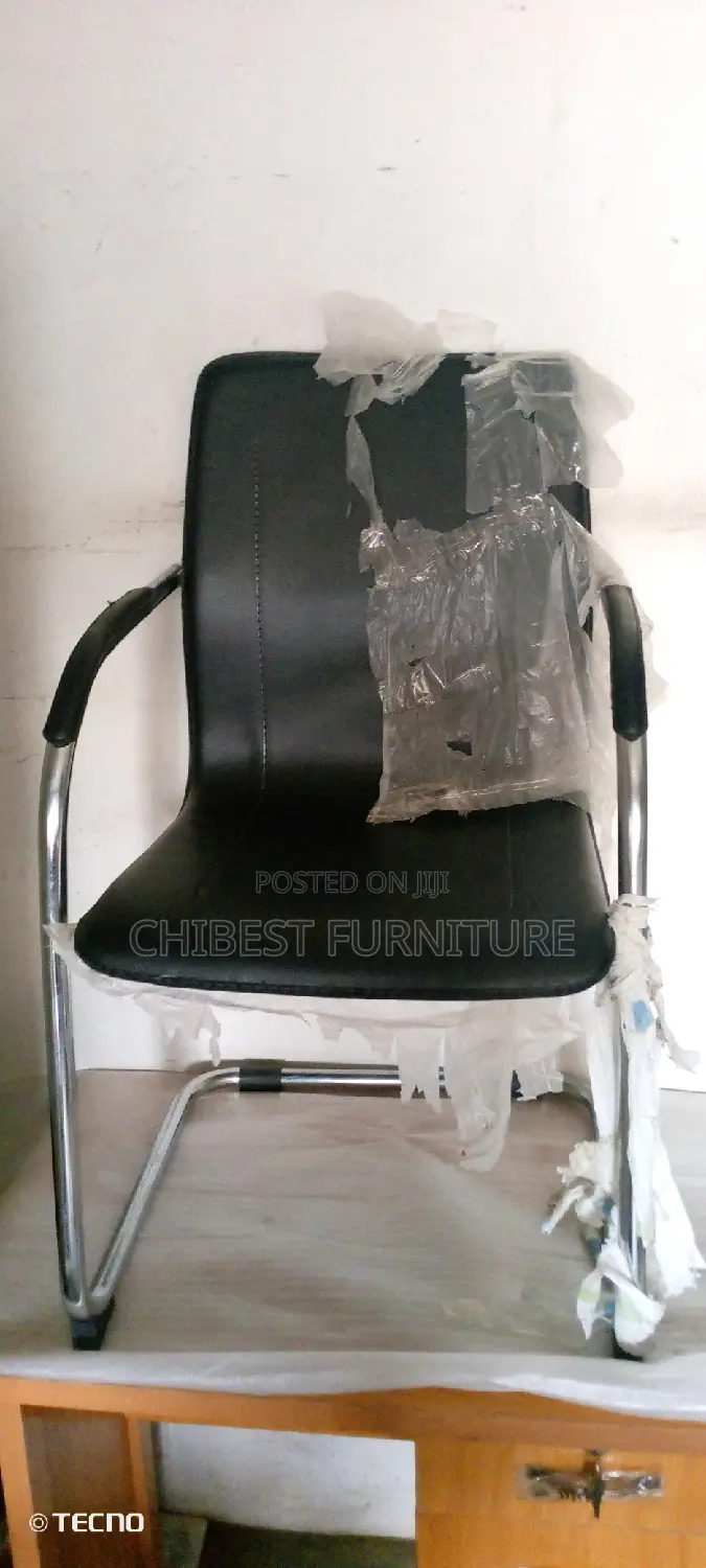 Qualify Office Chair for Visitors