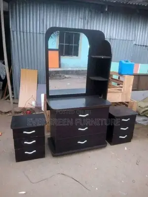Office Desk and Dresing Mirrow