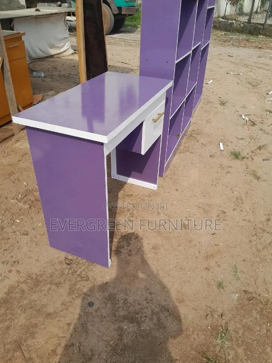 Office Desk and Dresing Mirrow