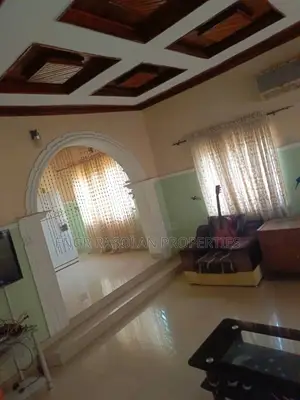 Furnished 4bdrm Bungalow in G.R.A, Ilorin South for sale