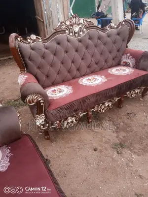 Exotic Royal Chairs