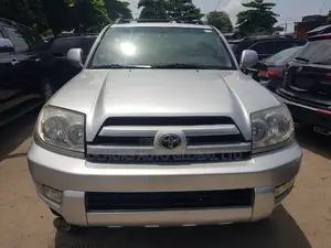 Toyota 4-Runner 2005 Silver