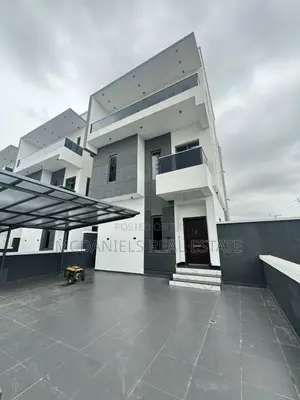 5bdrm Apartment in Ikate for sale