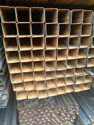 100*100(4by4) Square Pipe 3MM Thickness