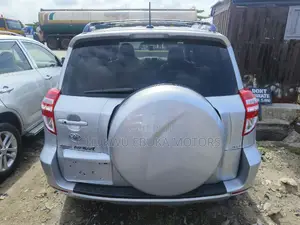 Toyota RAV4 3.5 Limited 2010 Silver