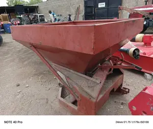 Fertilizer Spreader