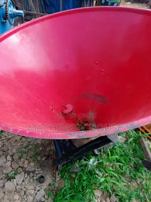 Fertilizer Spreader