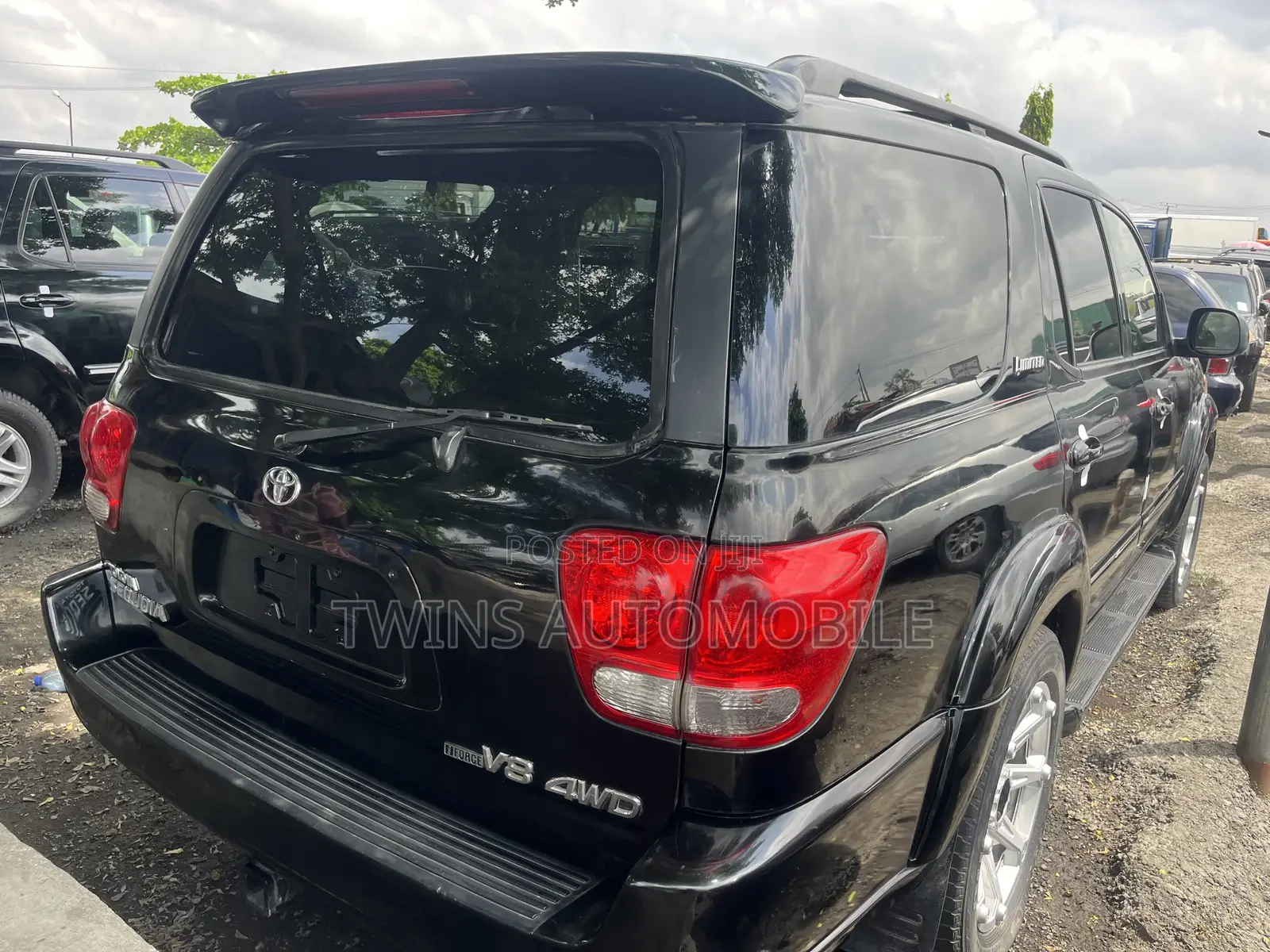 Toyota Sequoia 2007 Black