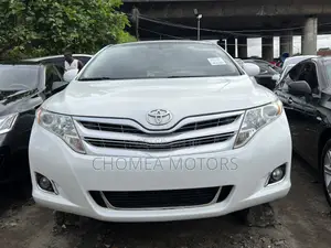 Toyota Venza 2011 White