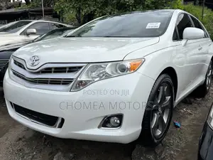 Toyota Venza 2011 White