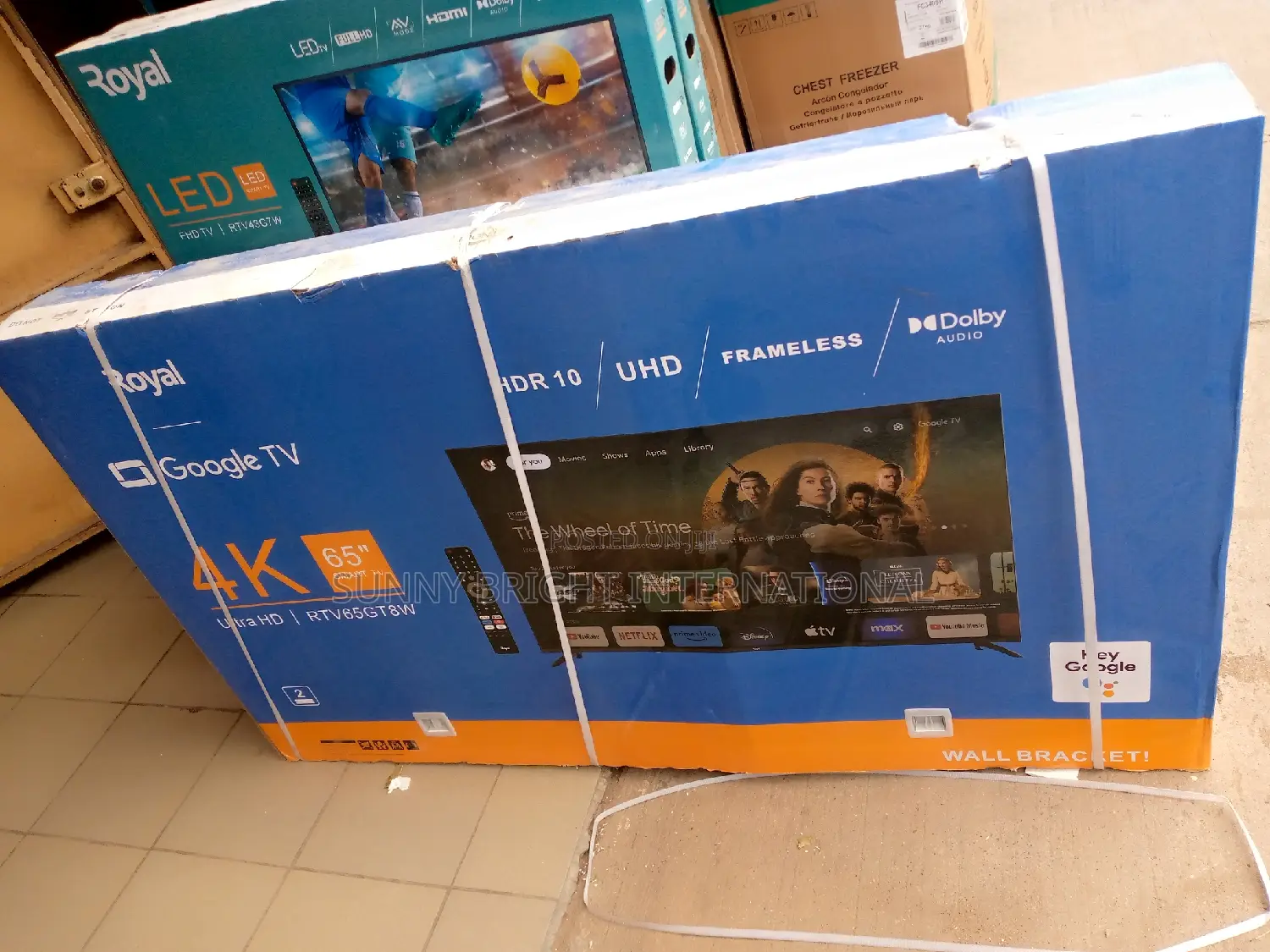 Royal Android Smart TV 65inches