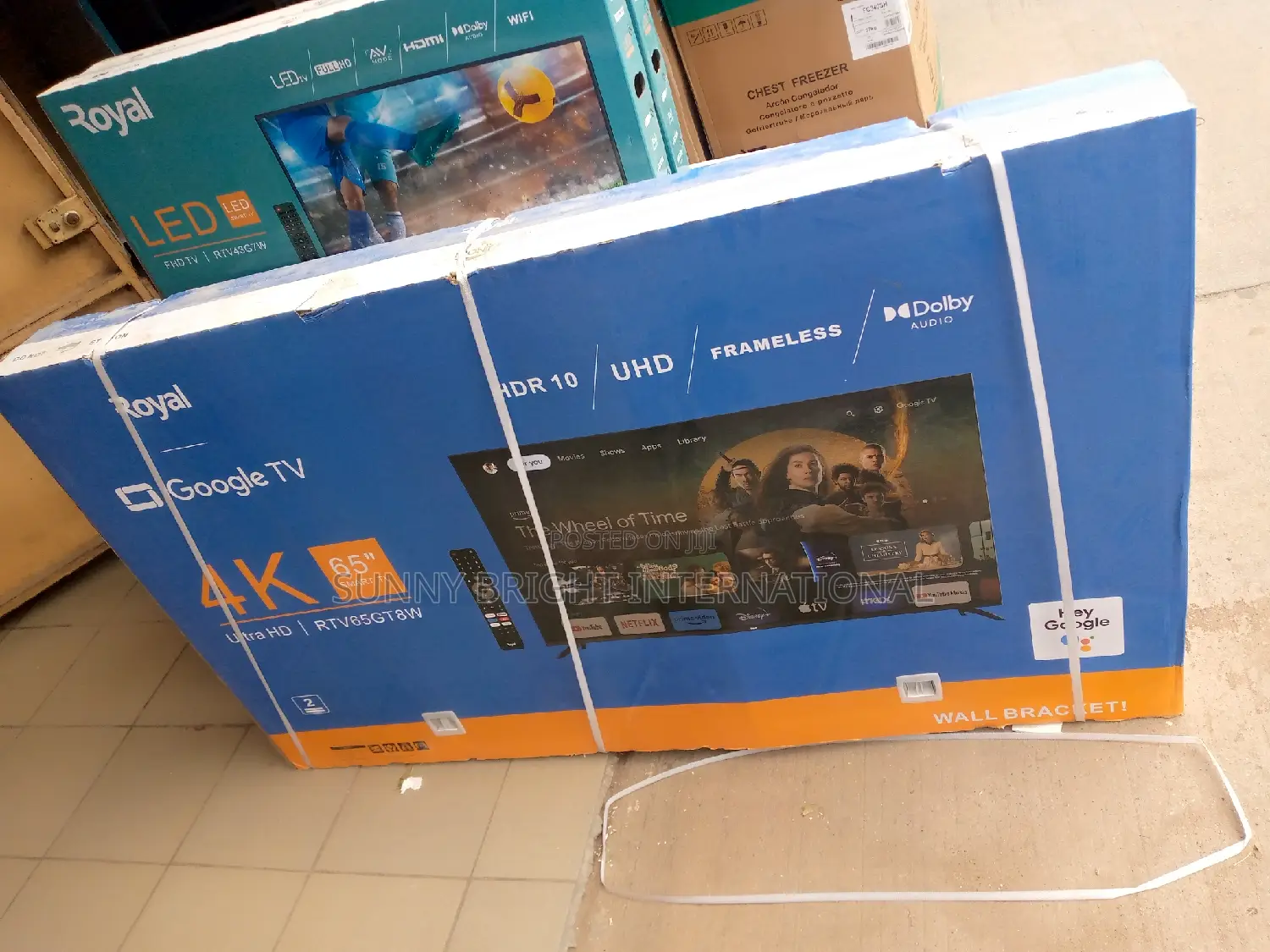 Royal Android Smart TV 65inches