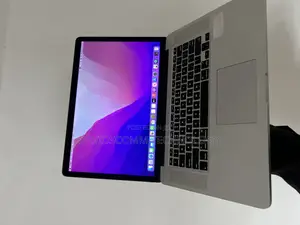 Laptop Apple MacBook Pro 2015 16GB Intel Core i7 SSD 512GB
