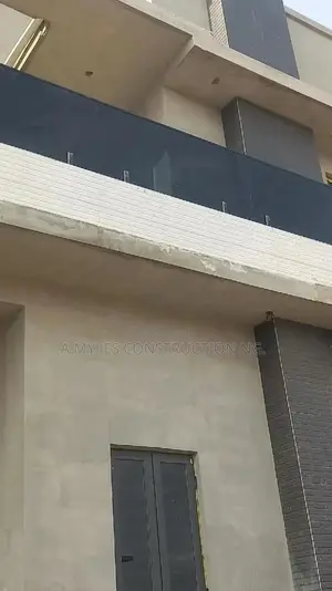Upstire Balcony Glass Design