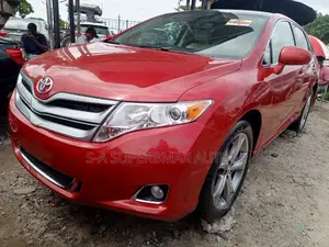 Toyota Venza AWD 2012 Red