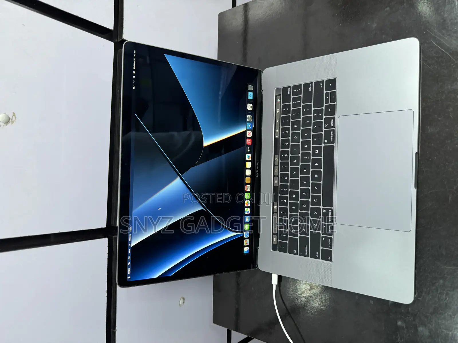 Laptop Apple MacBook Pro 2018 32GB Intel Core i9 SSD 1T