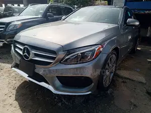 Mercedes-Benz C300 2015 Gray