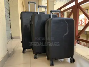 Durable Unbreakable Black Travel Luggage Set