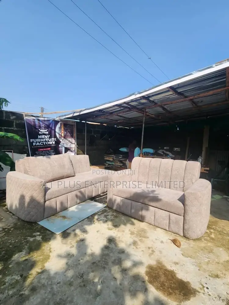 3,2 Seater Grey Sofa