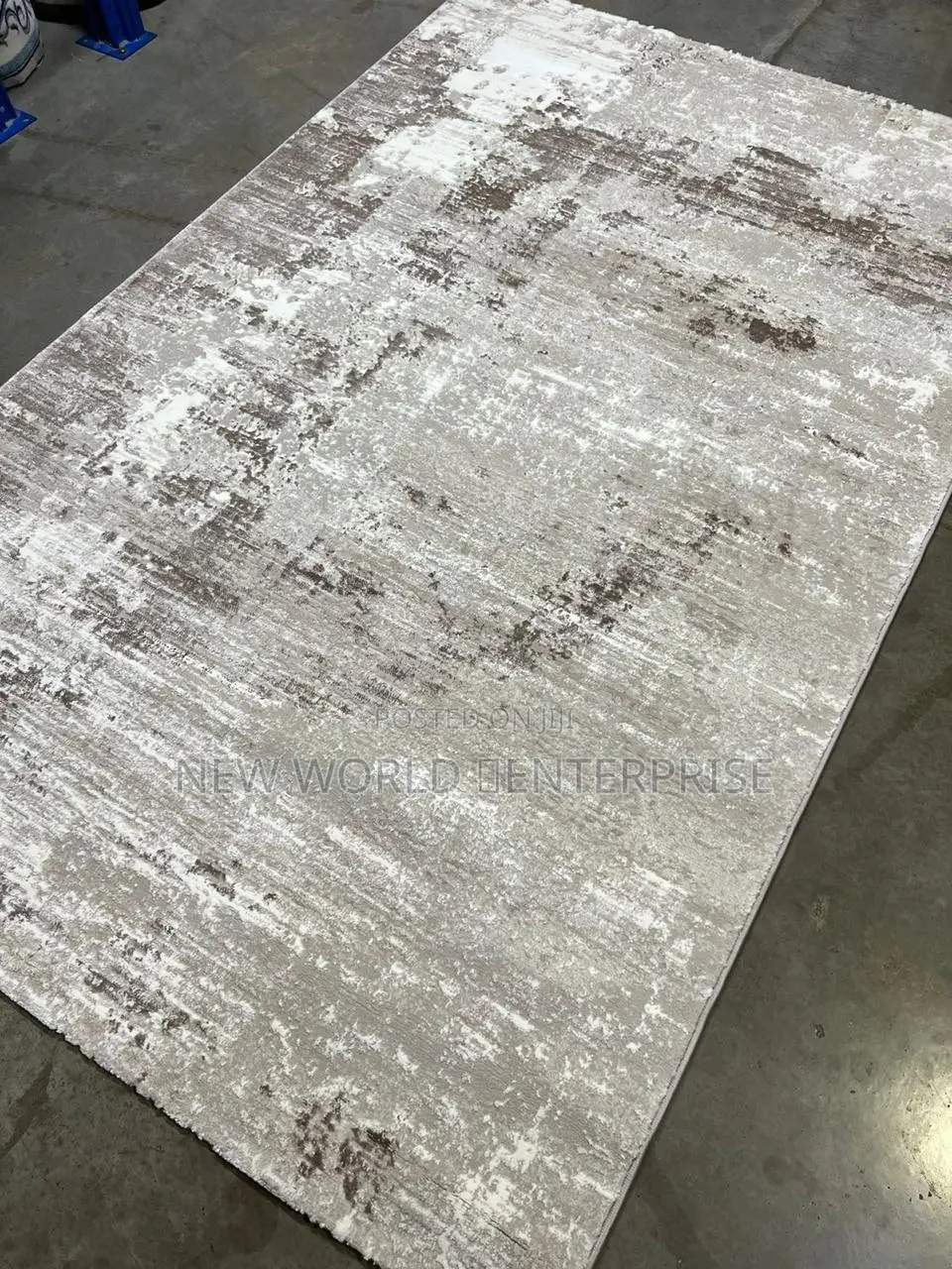 5by7 Modern Turkish Persian Centre Rug