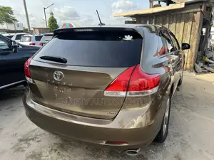 Toyota Venza 2010 Brown