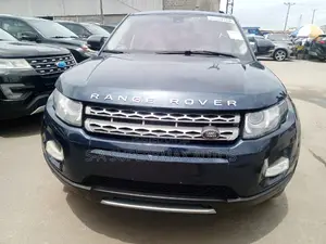 Land Rover Range Rover Evoque Pure AWD 5-Door 2013 Blue