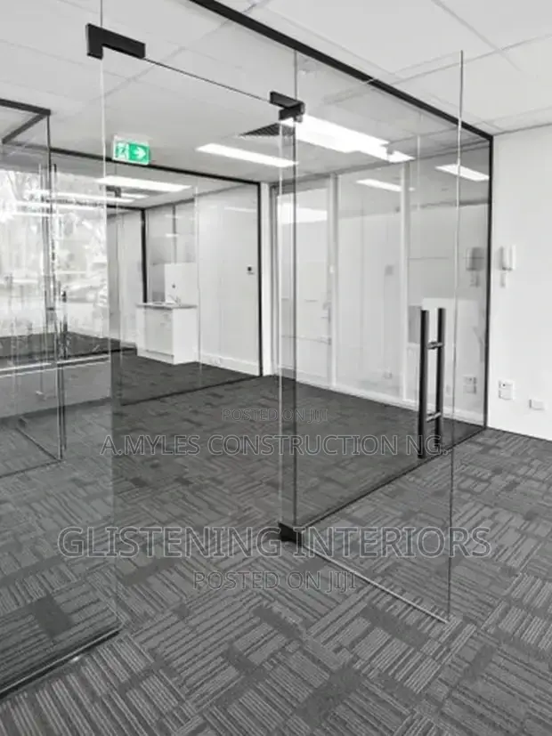 Office Partition Frameless
