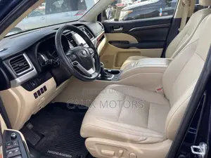 Toyota Highlander 2015 Blue