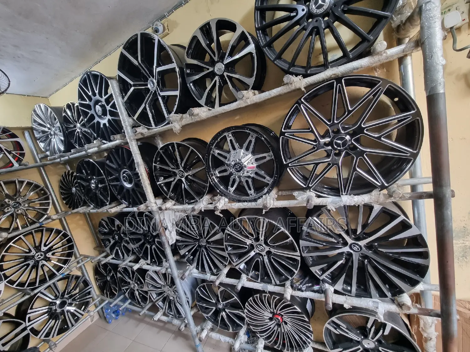 Alloyed Wheels.