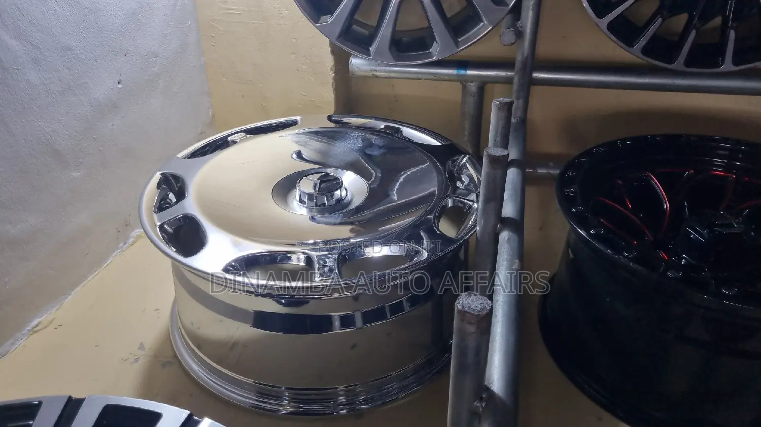 Alloyed Wheels.