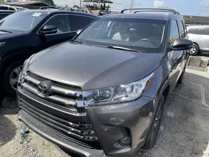 Toyota Highlander 2016 Gray